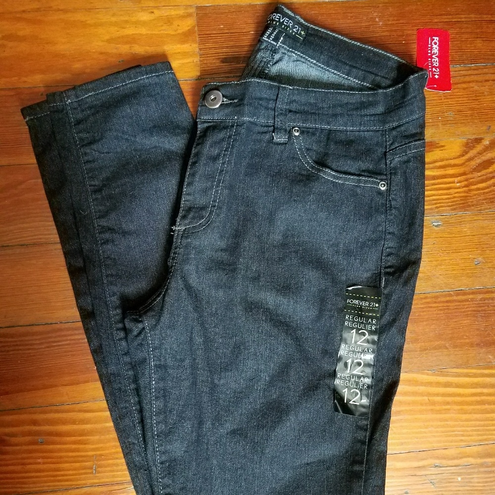 Forever 21 Skinny Jeans NWT